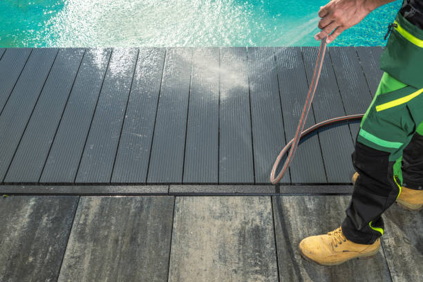 Best Deck Cleaning Services  in Fairfield University, CT